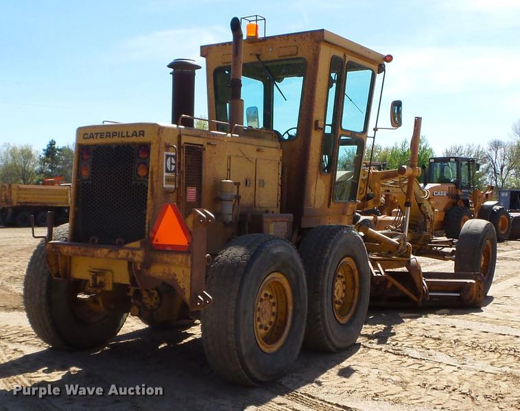 image for item DC4622 1984 Caterpillar 140G motor grader