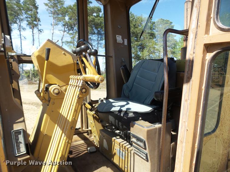 image for item DC4622 1984 Caterpillar 140G motor grader