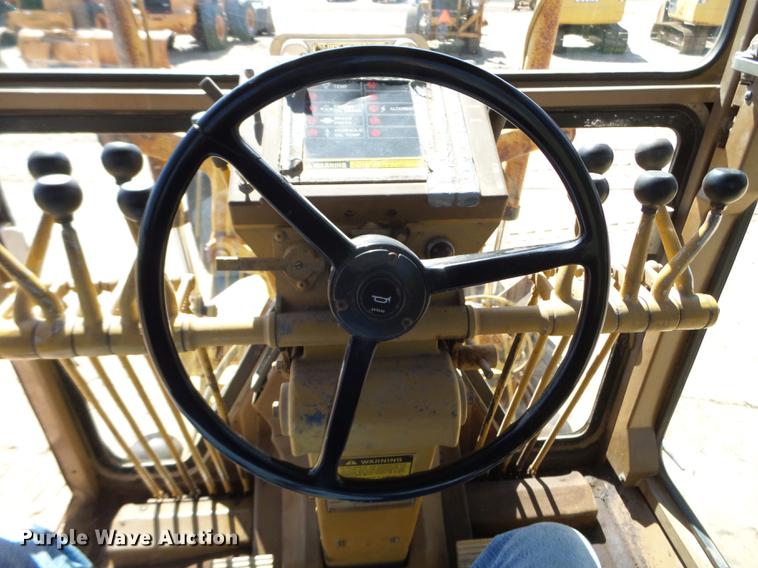 image for item DC4622 1984 Caterpillar 140G motor grader