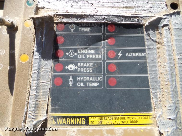 image for item DC4622 1984 Caterpillar 140G motor grader