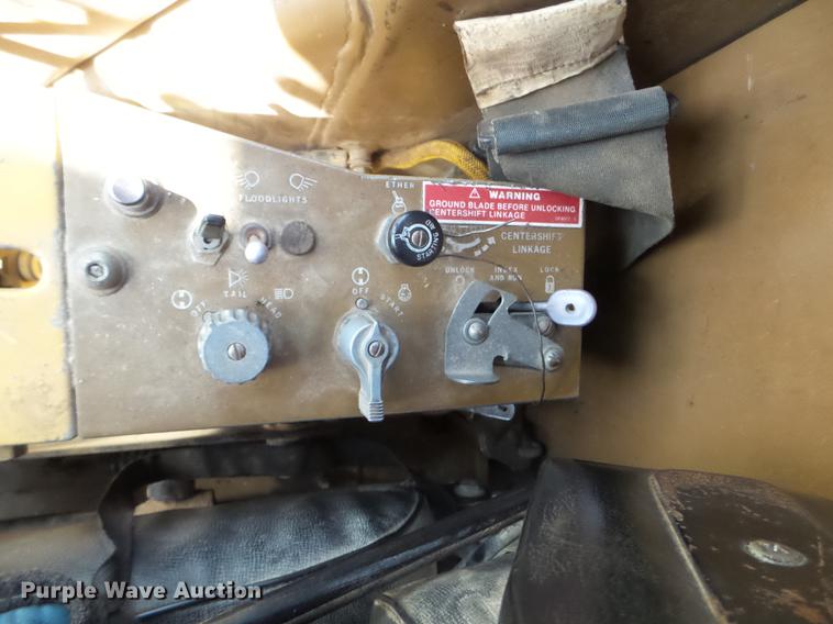 image for item DC4622 1984 Caterpillar 140G motor grader