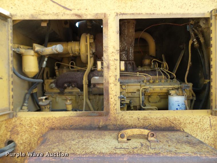 image for item DC4622 1984 Caterpillar 140G motor grader