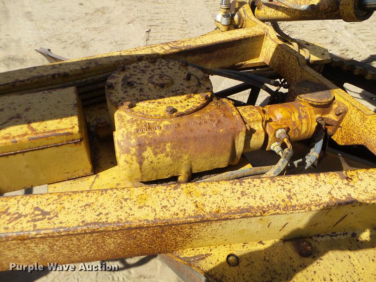 image for item DC4622 1984 Caterpillar 140G motor grader