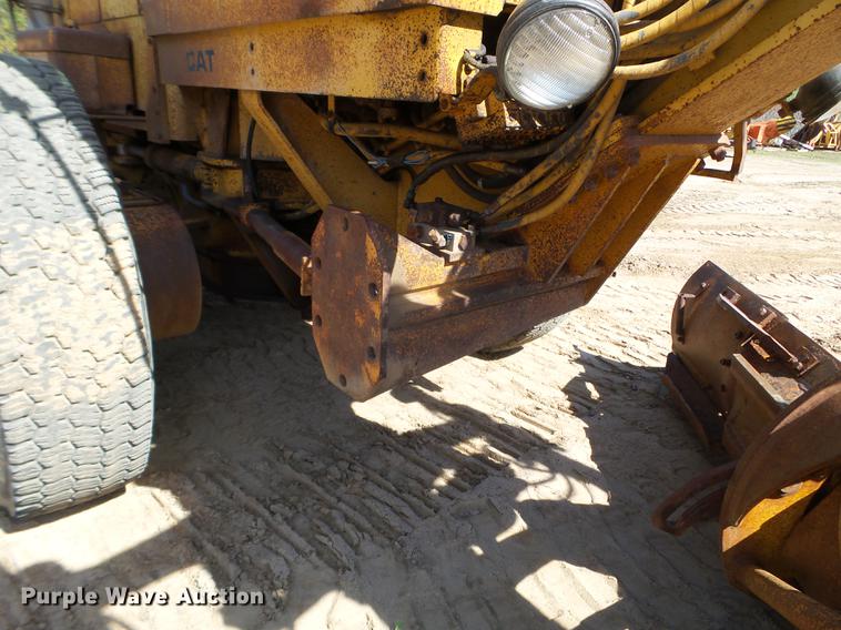 image for item DC4622 1984 Caterpillar 140G motor grader