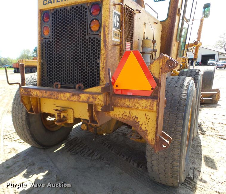 image for item DC4622 1984 Caterpillar 140G motor grader