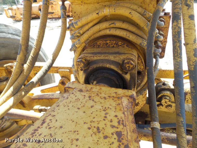 image for item DC4622 1984 Caterpillar 140G motor grader