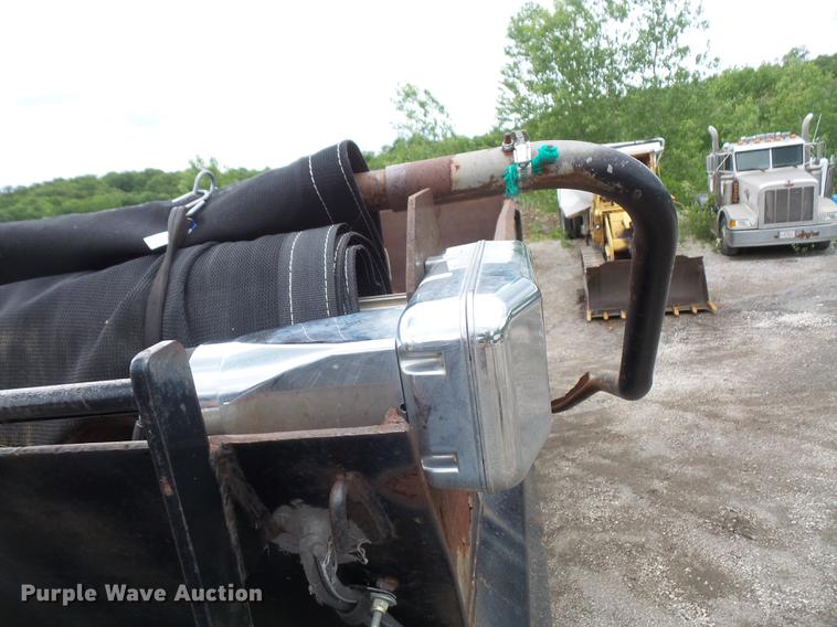 image for item DA6372 1996 Western end dump trailer