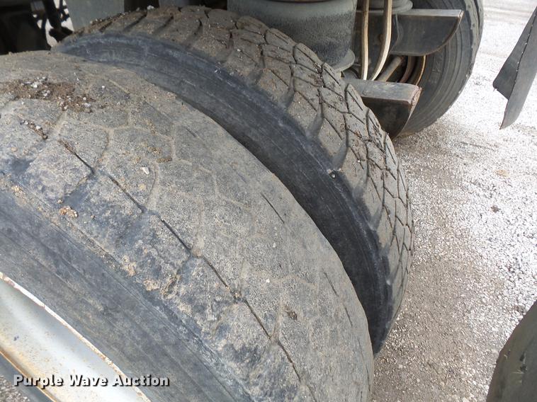 image for item DA6372 1996 Western end dump trailer