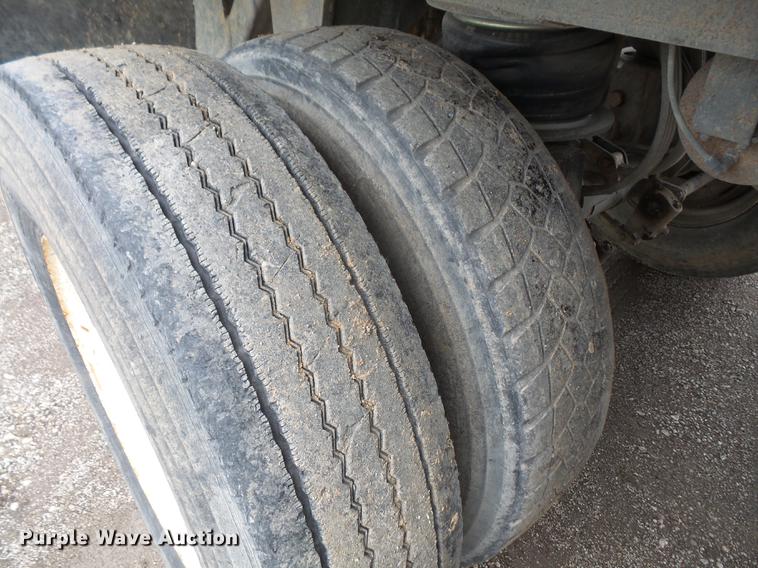 image for item DA6372 1996 Western end dump trailer