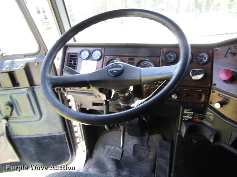 image for item DB4938 1996 Freightliner FLD semi truck