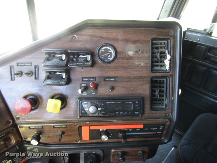 image for item DB4938 1996 Freightliner FLD semi truck