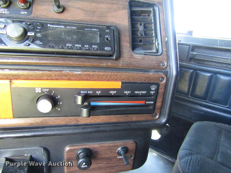 image for item DB4938 1996 Freightliner FLD semi truck