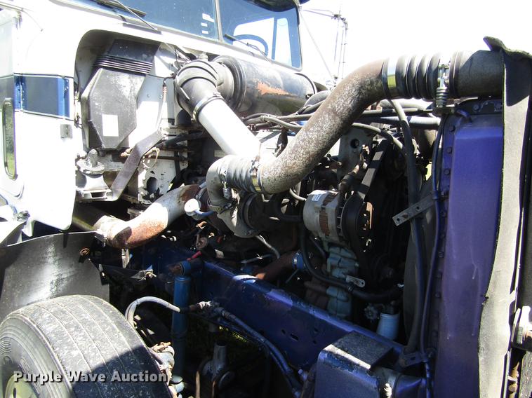 image for item DB4938 1996 Freightliner FLD semi truck