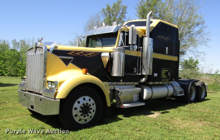 image for item DB4939 1998 Kenworth W900 semi truck