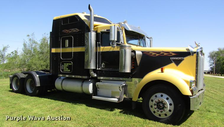 image for item DB4939 1998 Kenworth W900 semi truck