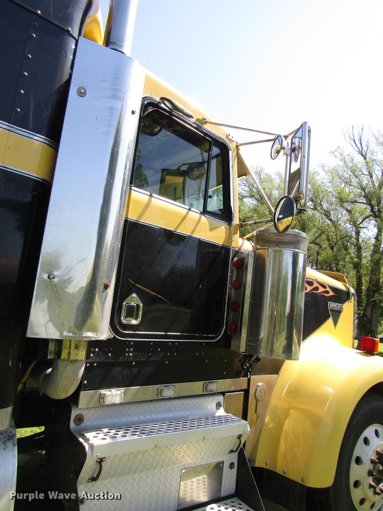 image for item DB4939 1998 Kenworth W900 semi truck