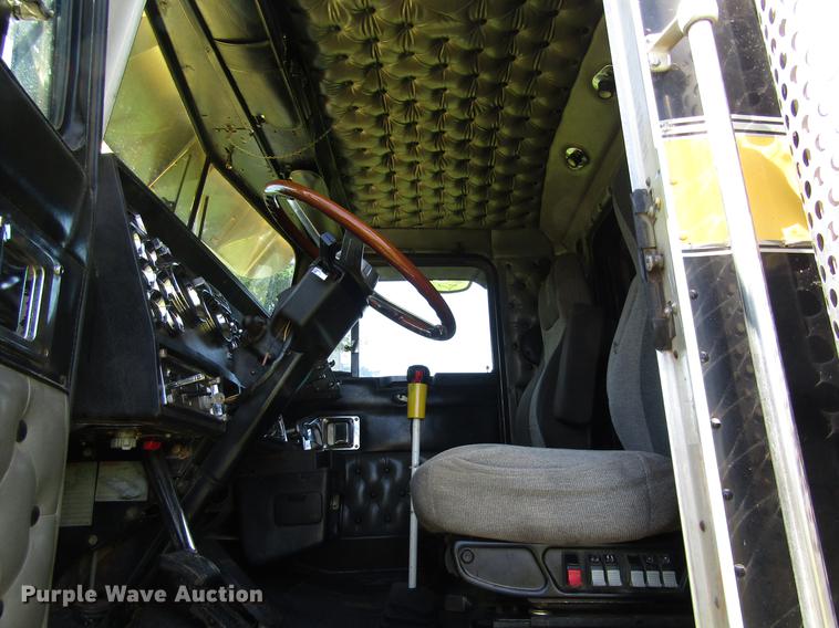 image for item DB4939 1998 Kenworth W900 semi truck