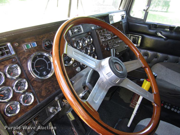 image for item DB4939 1998 Kenworth W900 semi truck