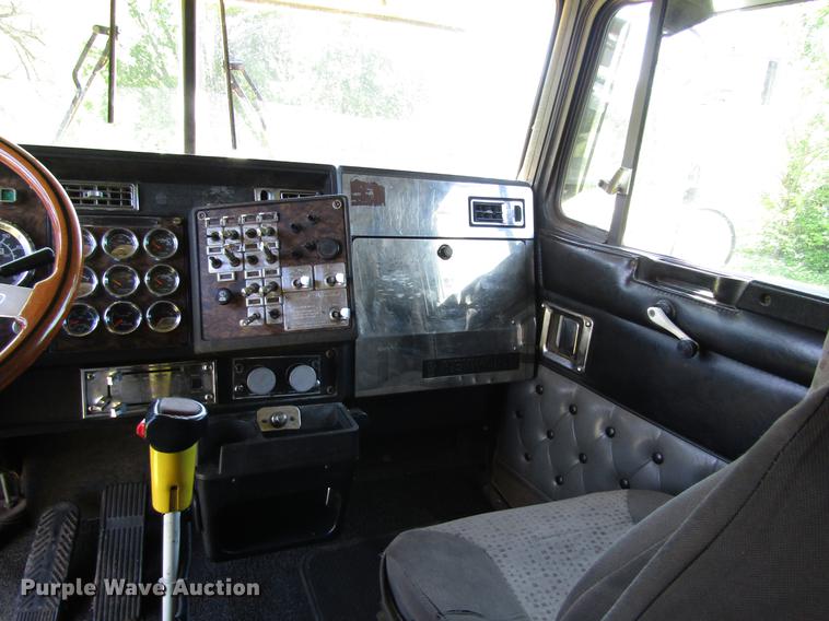 image for item DB4939 1998 Kenworth W900 semi truck