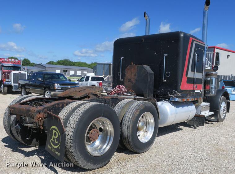 image for item DB8754 1984 Peterbilt 359 semi truck
