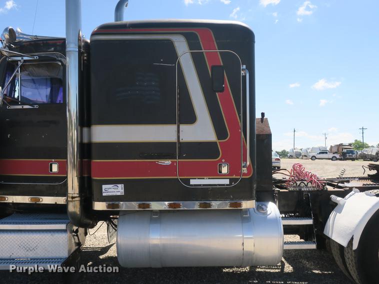 image for item DB8754 1984 Peterbilt 359 semi truck