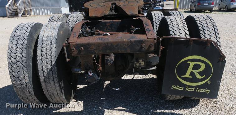 image for item DB8754 1984 Peterbilt 359 semi truck