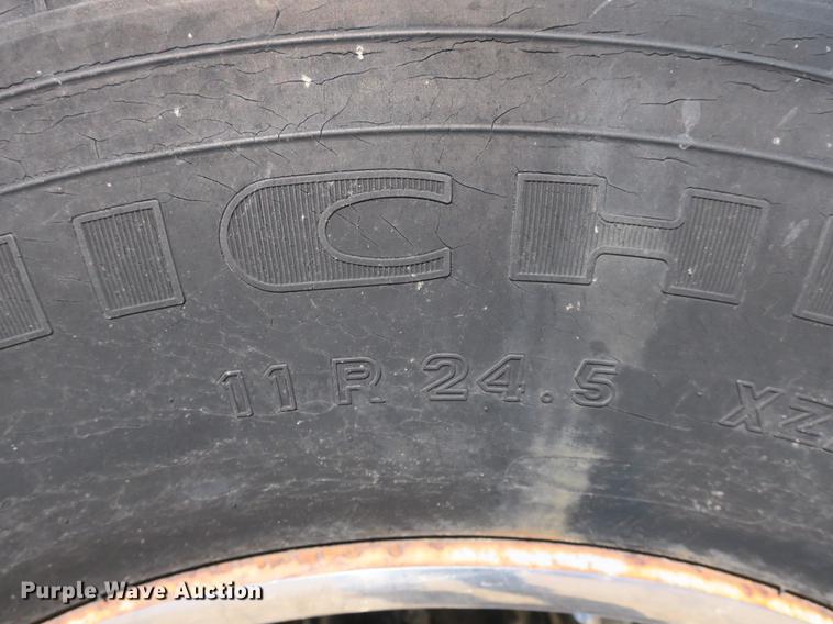 image for item DB8754 1984 Peterbilt 359 semi truck