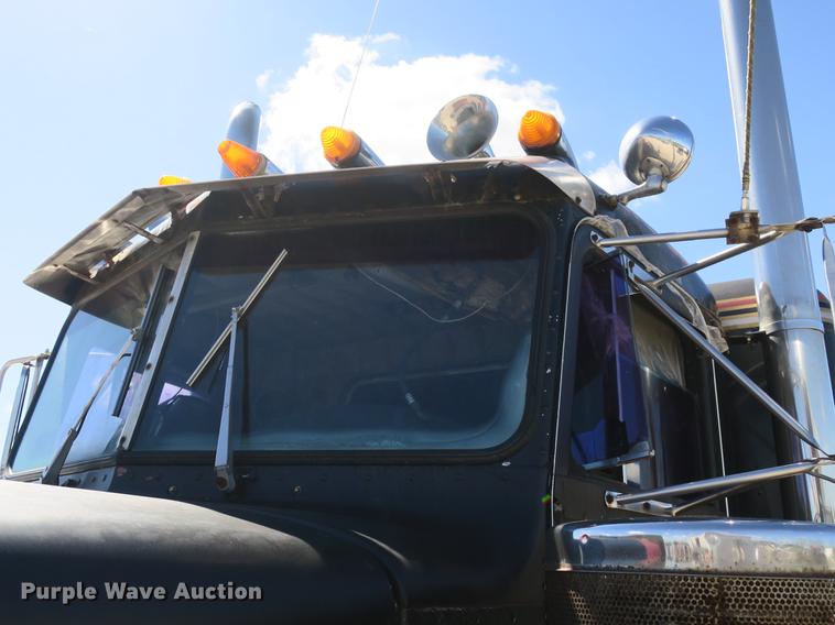 image for item DB8754 1984 Peterbilt 359 semi truck