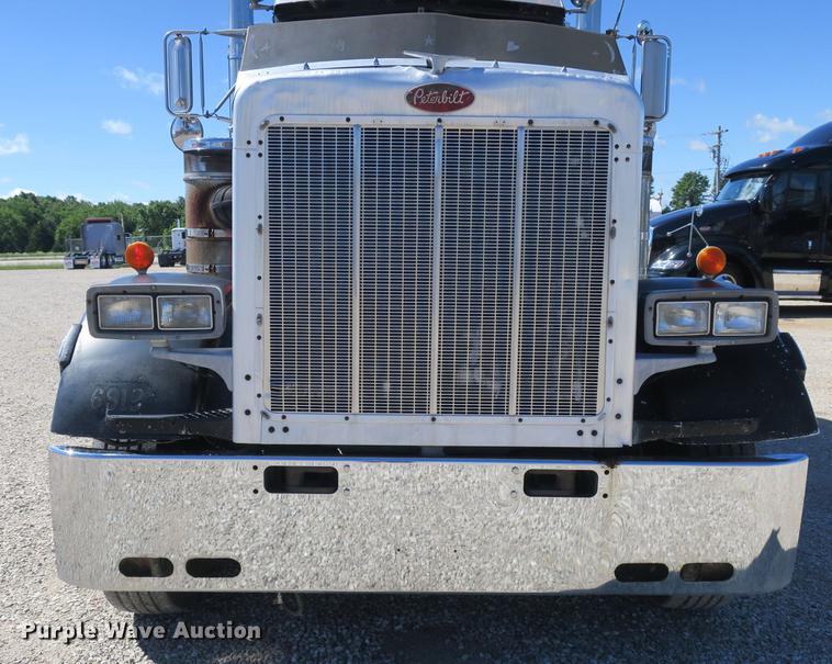 image for item DB8754 1984 Peterbilt 359 semi truck