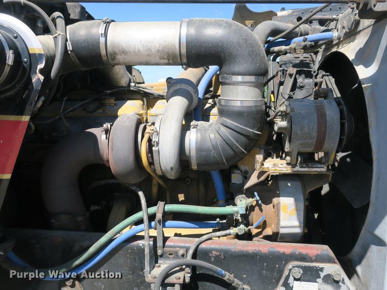 image for item DB8754 1984 Peterbilt 359 semi truck