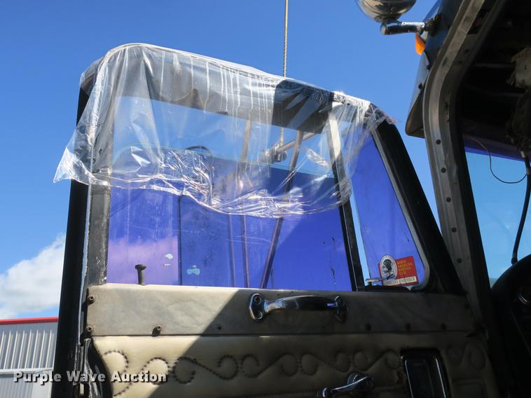 image for item DB8754 1984 Peterbilt 359 semi truck