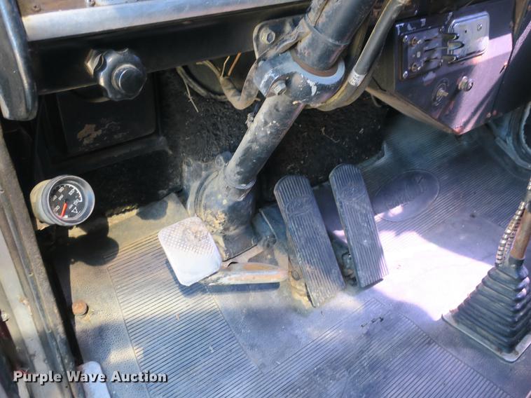 image for item DB8754 1984 Peterbilt 359 semi truck