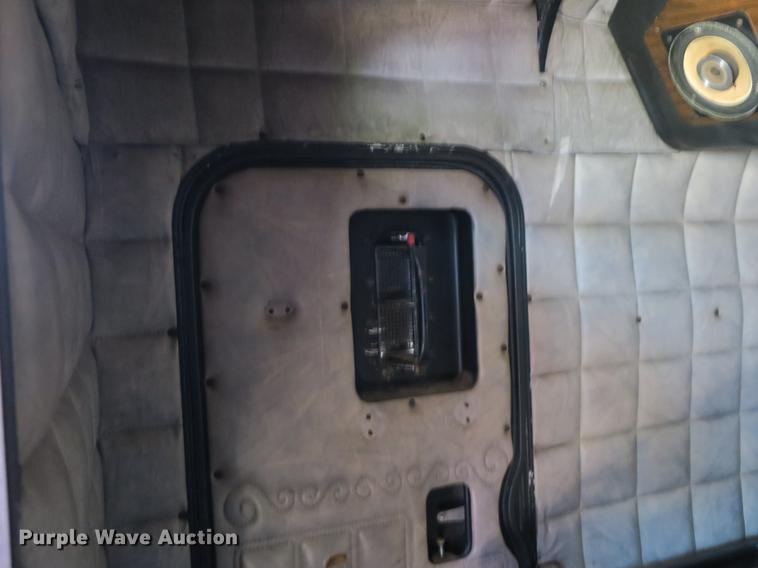 image for item DB8754 1984 Peterbilt 359 semi truck