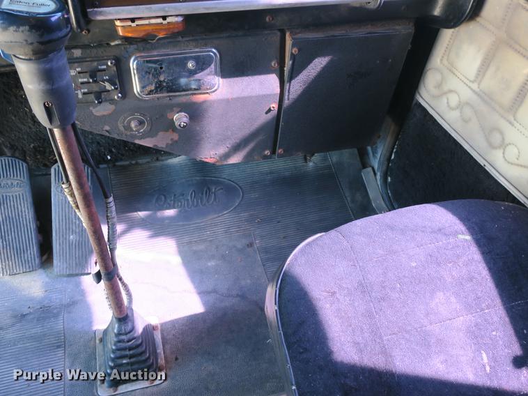 image for item DB8754 1984 Peterbilt 359 semi truck