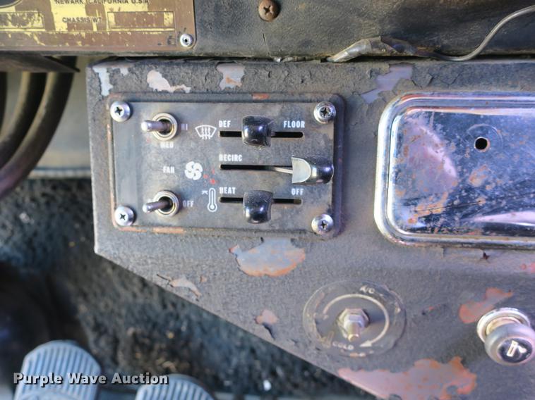 image for item DB8754 1984 Peterbilt 359 semi truck