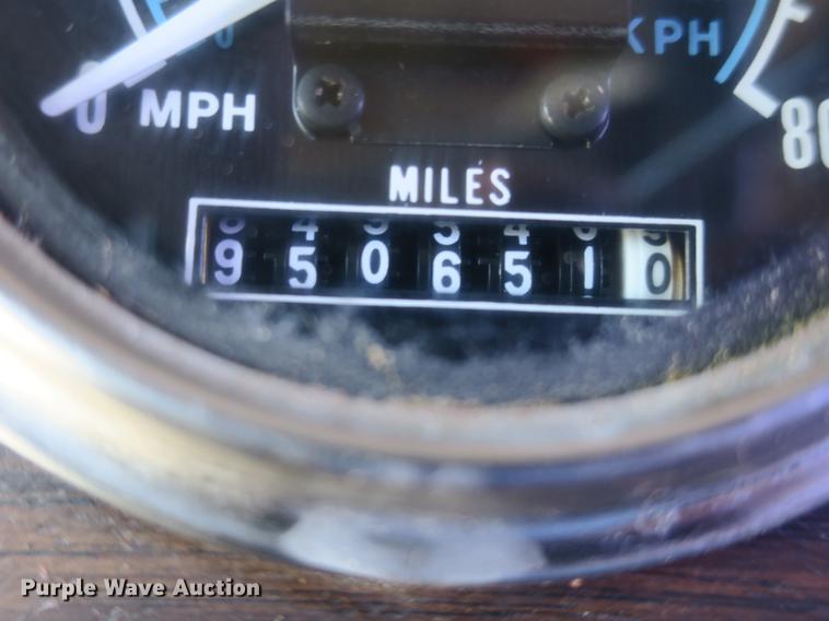 image for item DB8754 1984 Peterbilt 359 semi truck