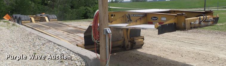 image for item DC4556 2007 Etnyre lowboy equipment trailer
