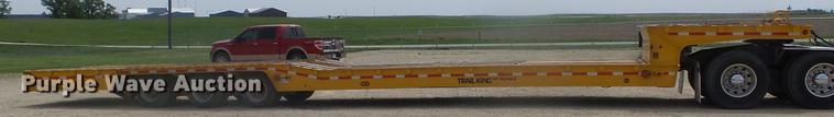 image for item DC4557 2005 Trail King TK110HT-533 drop deck equipment trailer