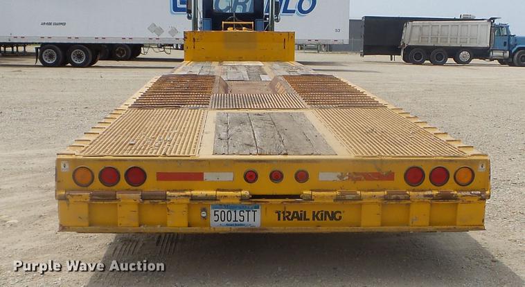 image for item DC4557 2005 Trail King TK110HT-533 drop deck equipment trailer