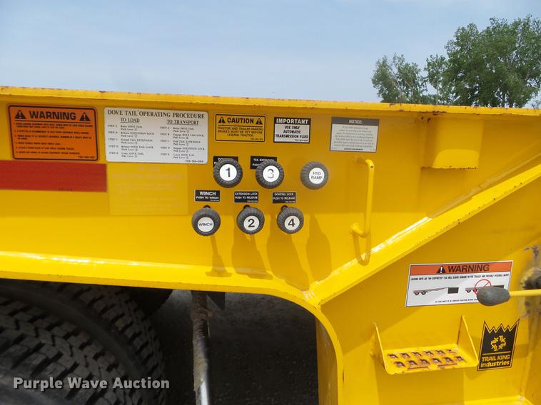image for item DC4557 2005 Trail King TK110HT-533 drop deck equipment trailer