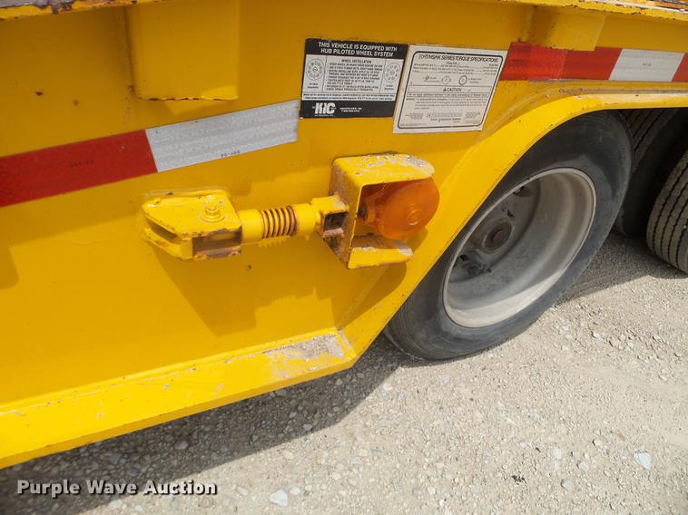 image for item DC4557 2005 Trail King TK110HT-533 drop deck equipment trailer