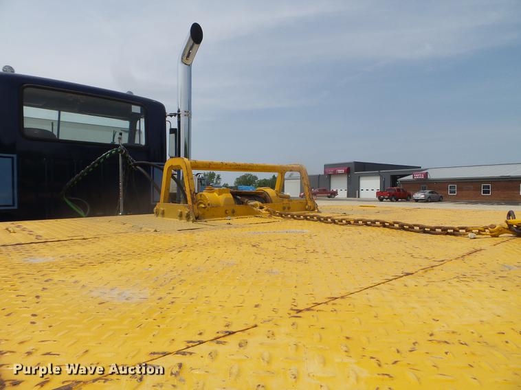 image for item DC4557 2005 Trail King TK110HT-533 drop deck equipment trailer