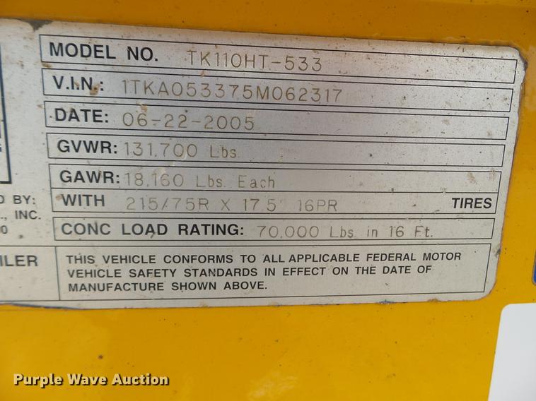 image for item DC4557 2005 Trail King TK110HT-533 drop deck equipment trailer