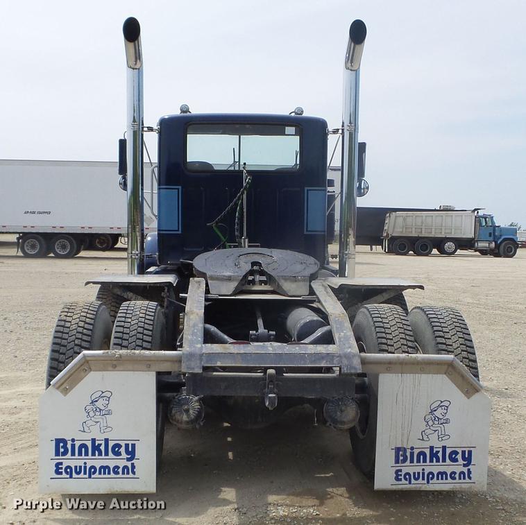 image for item DC4558 1980 GMC Bison semi truck