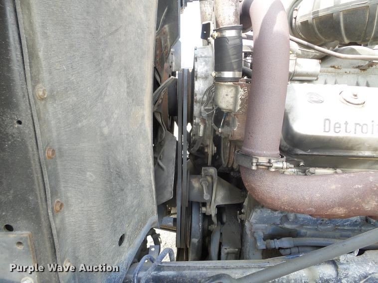 image for item DC4558 1980 GMC Bison semi truck