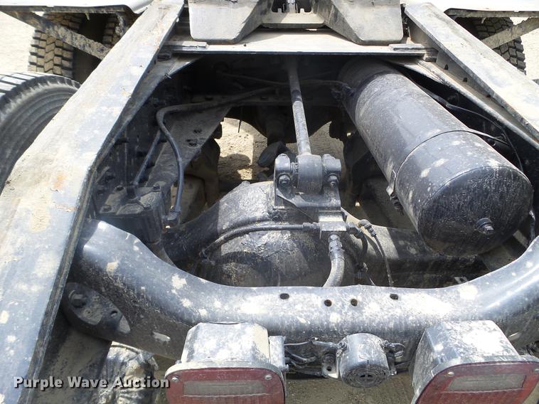 image for item DC4558 1980 GMC Bison semi truck