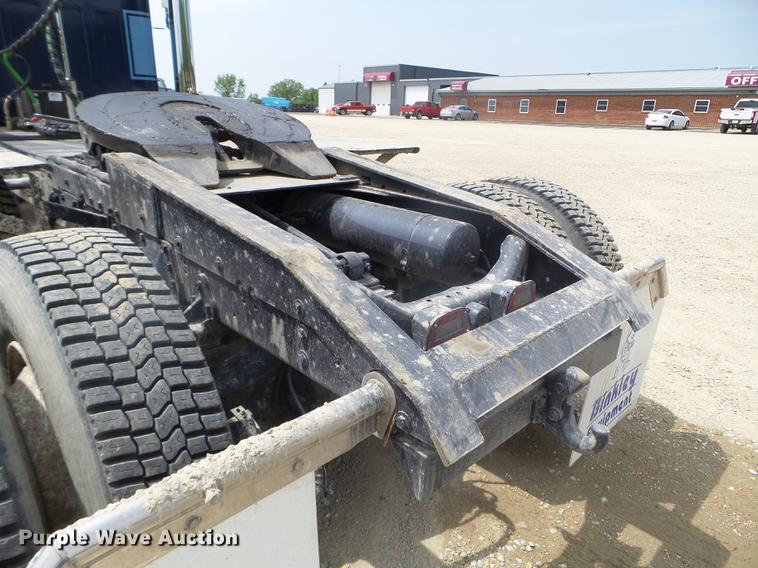 image for item DC4558 1980 GMC Bison semi truck