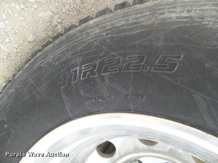 image for item DC4558 1980 GMC Bison semi truck