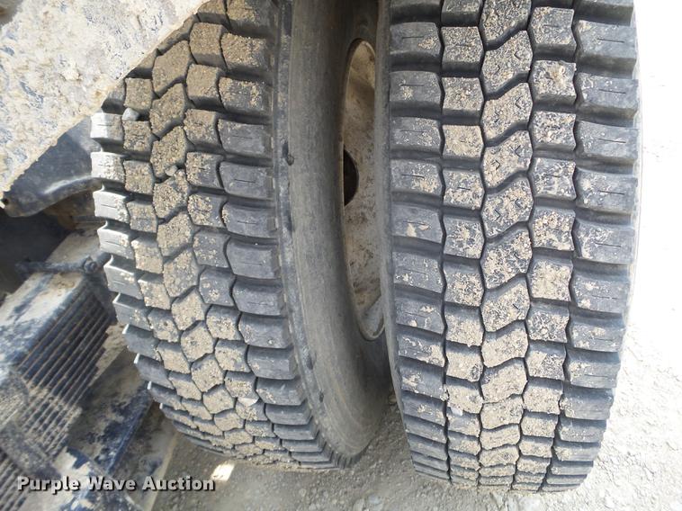 image for item DC4558 1980 GMC Bison semi truck