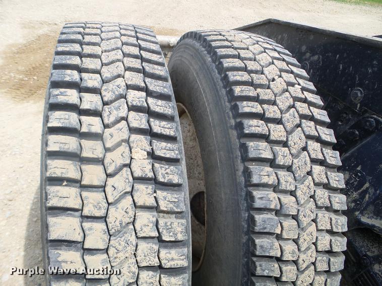 image for item DC4558 1980 GMC Bison semi truck